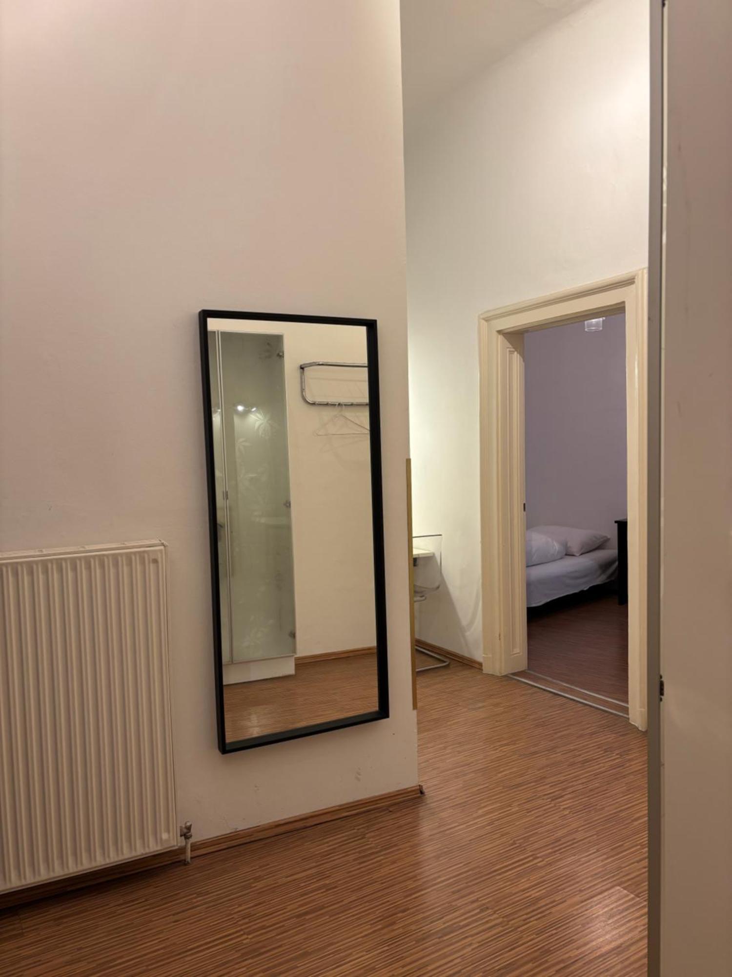 Carlton Suites Вена Экстерьер фото