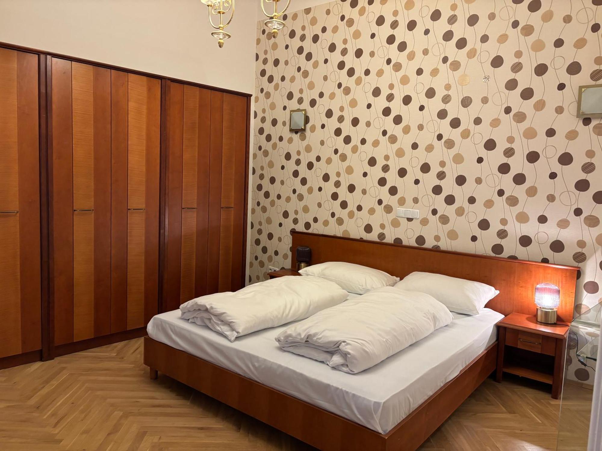 Carlton Suites Вена Экстерьер фото